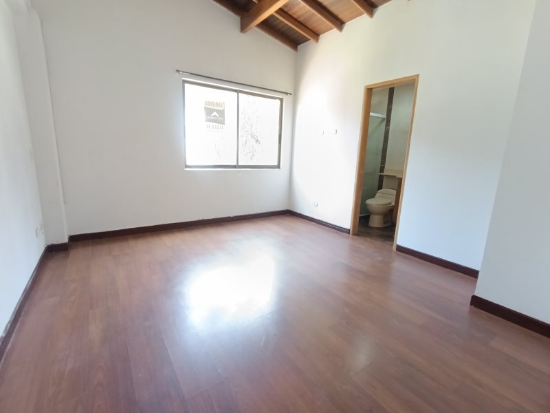 Casa para el arriendo en Sabaneta el codigo es 17025 Foto 9