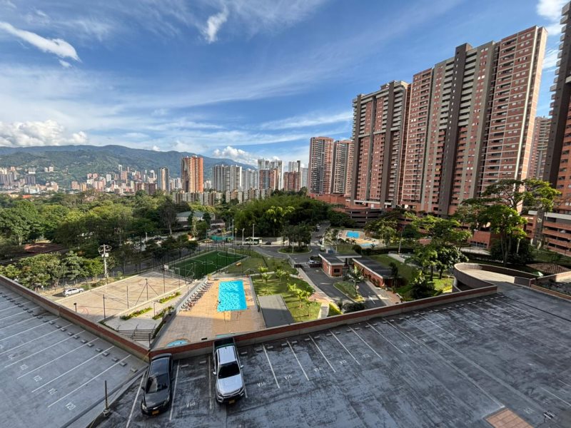 Apartamento para el arriendo en Itagüí el codigo es 14342 Foto 6