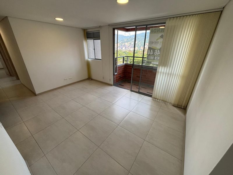 Apartamento para el arriendo en Itagüí el codigo es 14342 Foto 4