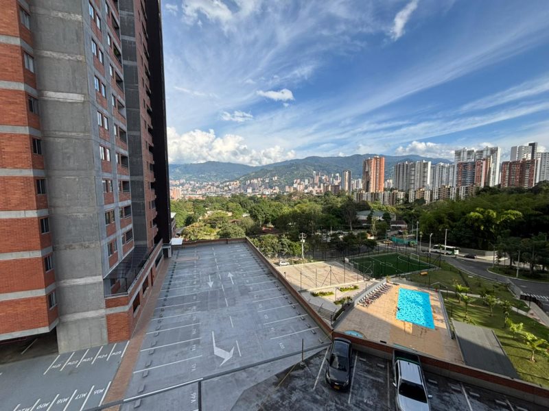 Apartamento para el arriendo en Itagüí el codigo es 14342 Foto 7