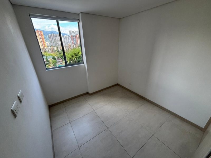 Apartamento para el arriendo en Itagüí el codigo es 14342 Foto 11