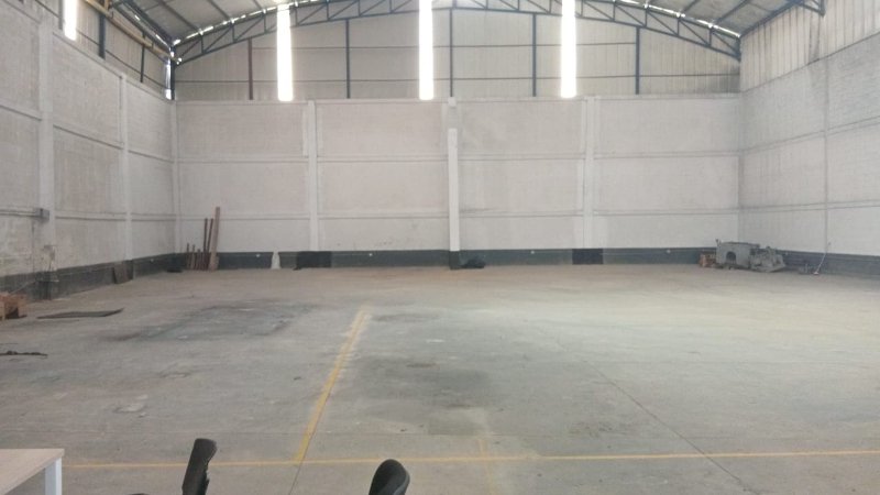Bodega para el arriendo en Caldas el codigo es 17681 Foto 5