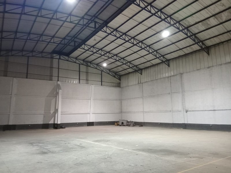 Bodega para el arriendo en Caldas el codigo es 17681 Foto 13