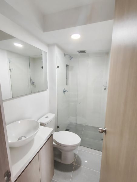 Apartamento para el arriendo en Envigado el codigo es 17096 Foto 12