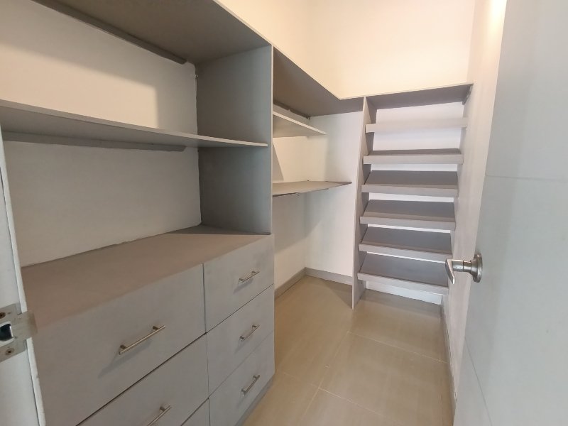 Casa para el arriendo en Sabaneta - San Jose el codigo es 17435 Foto 10