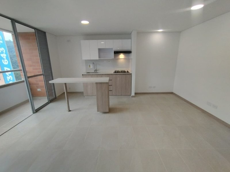 Apartamento para el arriendo en Sabaneta el codigo es 17398 Foto 3