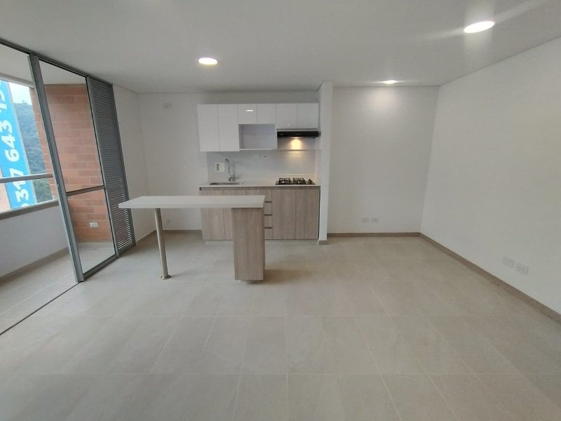 Apartamento para el arriendo en Sabaneta el codigo es 17398 Foto 4