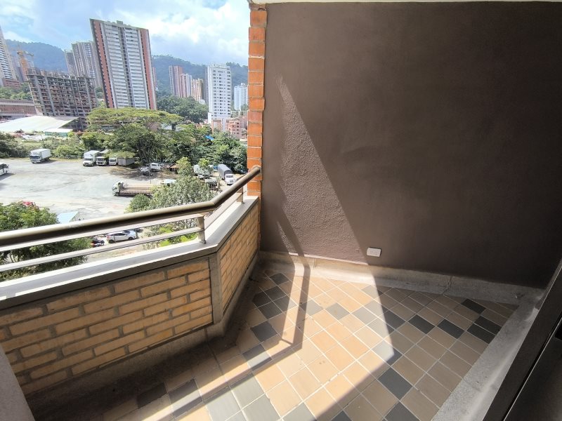Apartamento para el arriendo en Sabaneta el codigo es 15165 Foto 6