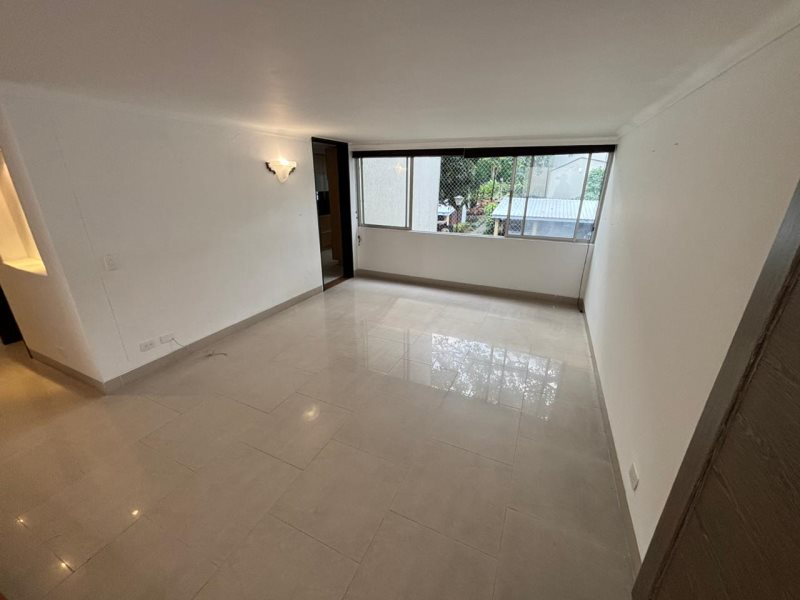 Apartamento para el arriendo en Medellín el codigo es 17083 Foto 2