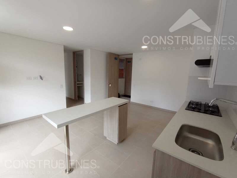 Apartamento para el arriendo en Sabaneta el codigo es 13977 Foto 4