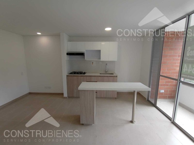 Apartamento para el arriendo en Sabaneta el codigo es 13977 Foto 3