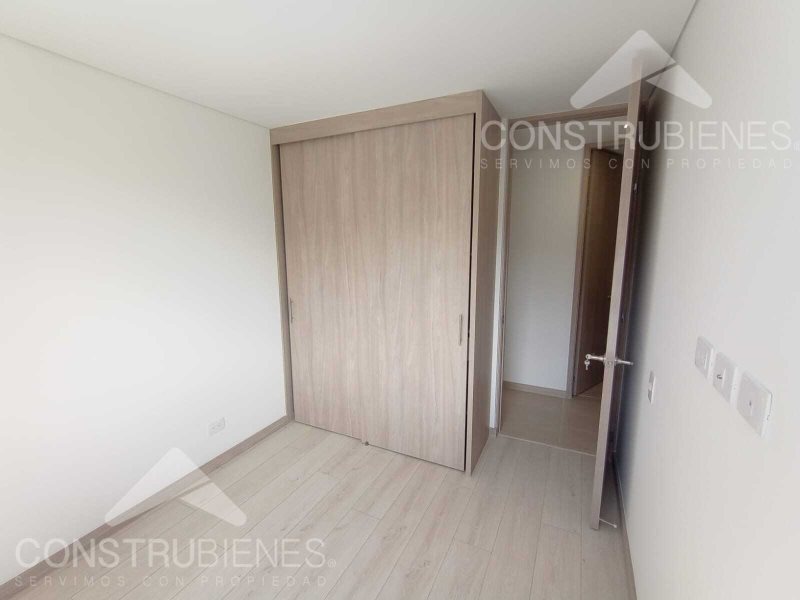 Apartamento para el arriendo en Sabaneta el codigo es 13977 Foto 7