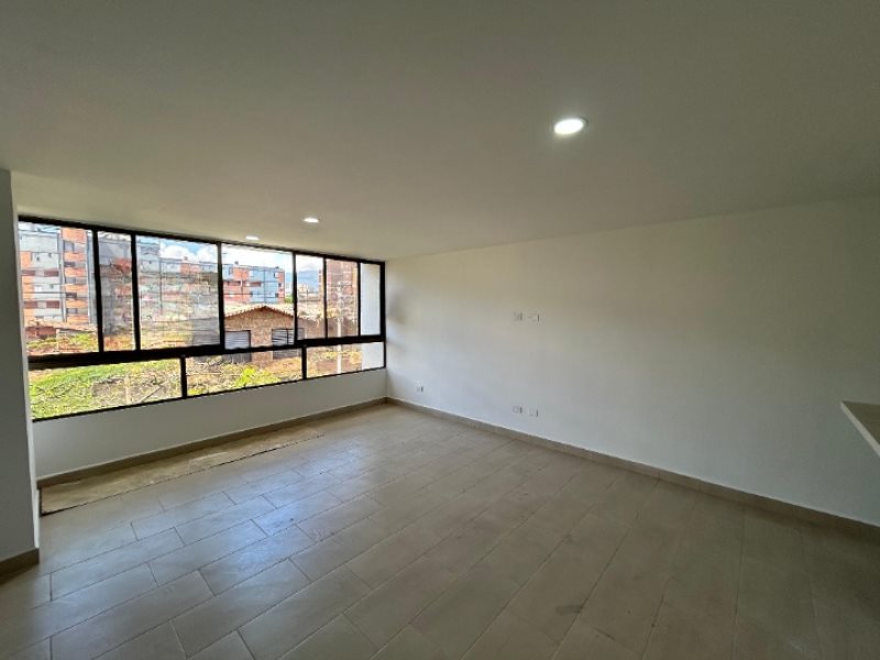 Apartamento para el arriendo en Envigado el codigo es 17099 Foto 3