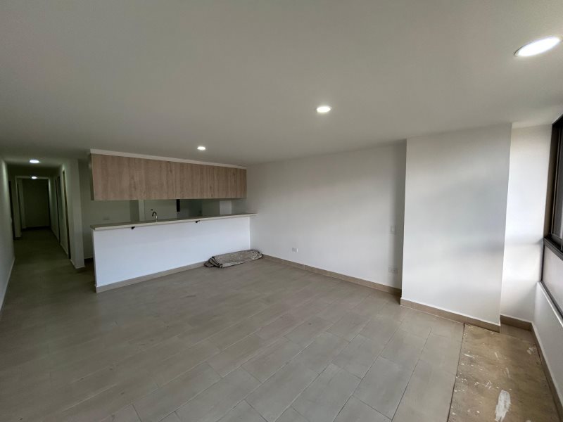 Apartamento para el arriendo en Envigado el codigo es 17099 Foto 2