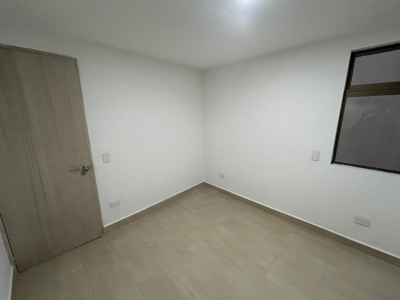Apartamento para el arriendo en Envigado el codigo es 17099 Foto 8