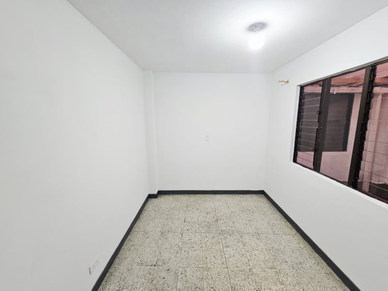 Casa para el arriendo en Sabaneta el codigo es 16786 Foto 10