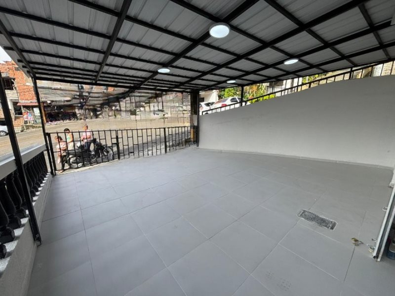 Local para el arriendo en Medellín el codigo es 16812 Foto 5