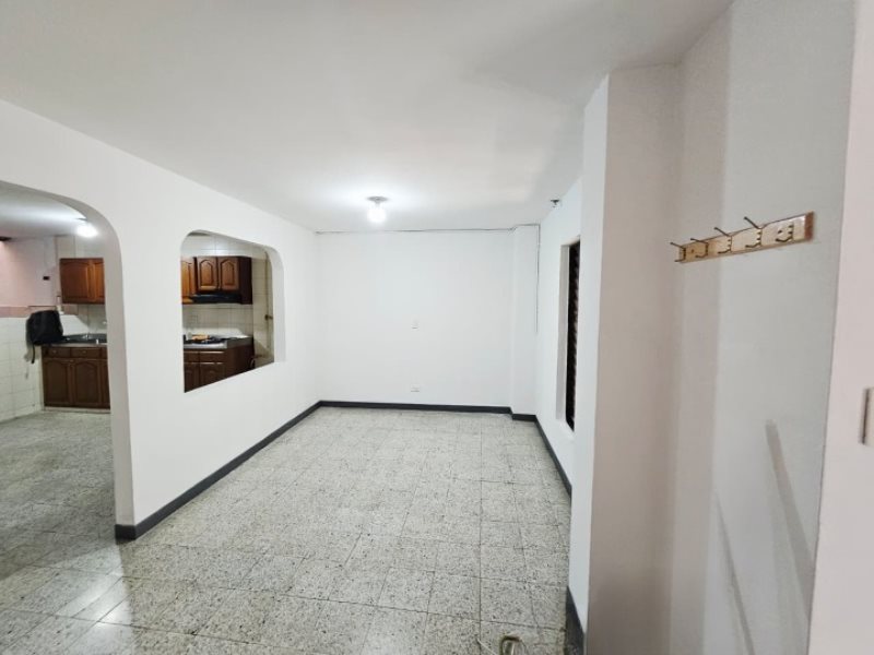 Casa para el arriendo en Sabaneta el codigo es 16786 Foto 9