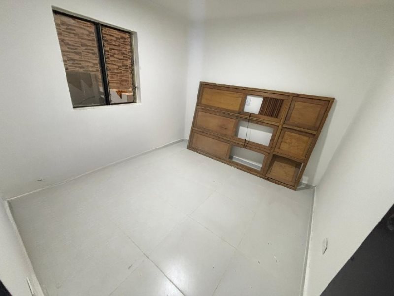 Local para el arriendo en Medellín el codigo es 16812 Foto 8