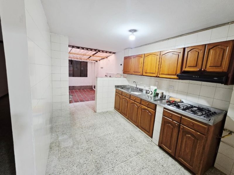 Casa para el arriendo en Sabaneta el codigo es 16786 Foto 2