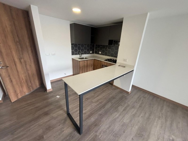 Apartamento para el arriendo en Envigado el codigo es 17376 Foto 2