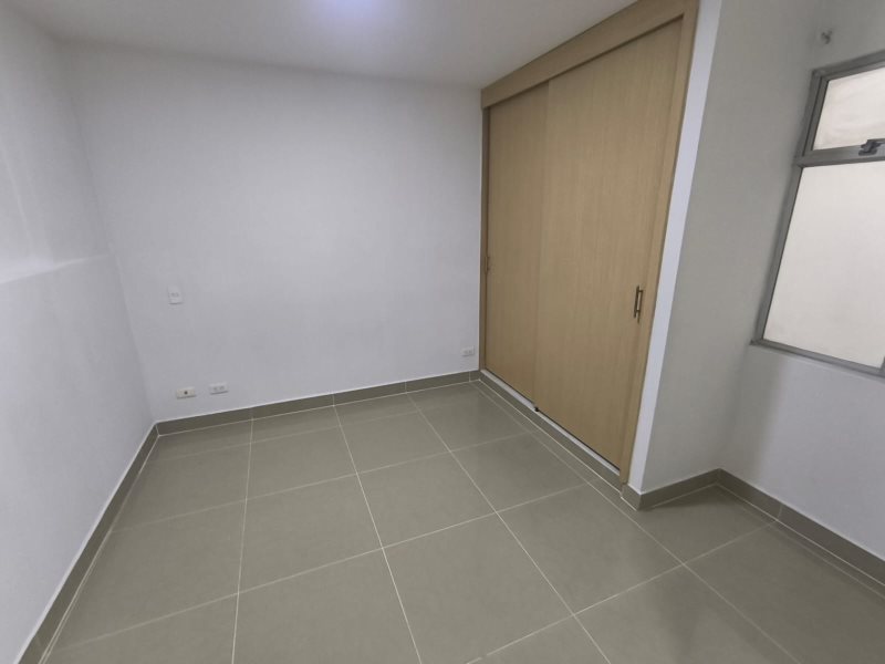 Apartamento para el arriendo en Sabaneta el codigo es 2987 Foto 2