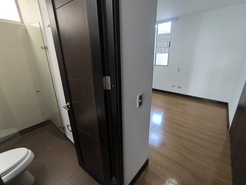 Apartamento para el arriendo en Sabaneta el codigo es 2244 Foto 16