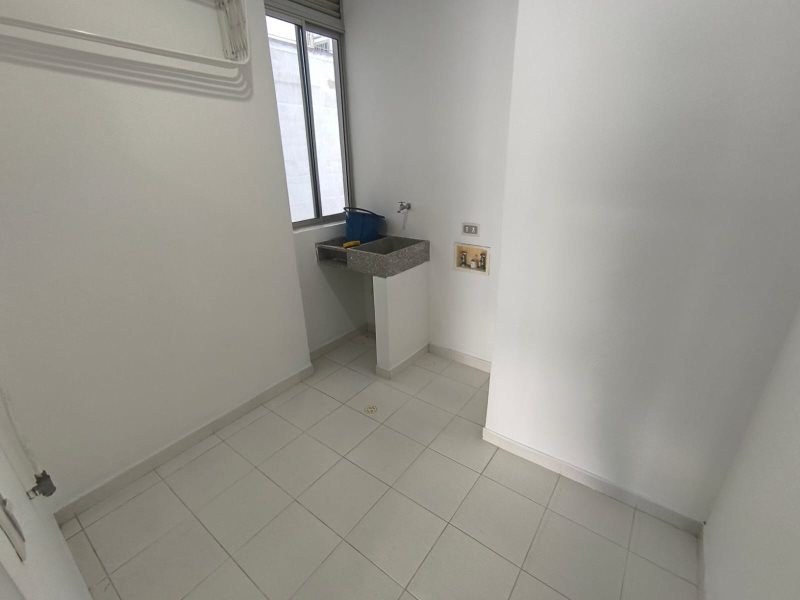Apartamento para el arriendo en Sabaneta el codigo es 2244 Foto 22