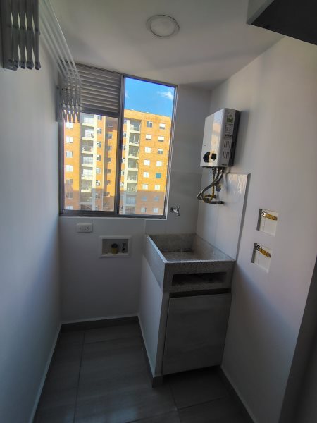 Apartamento para el arriendo en Sabaneta el codigo es 16751 Foto 13