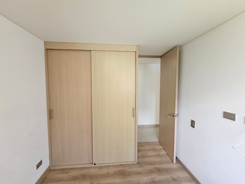 Apartamento para el arriendo en Sabaneta el codigo es 16603 Foto 14