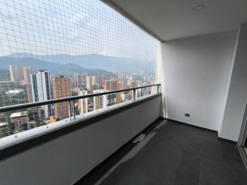 Apartamento para el arriendo en Sabaneta el codigo es 16716 Foto 3