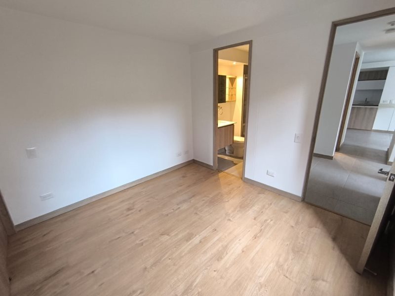 Apartamento para el arriendo en Sabaneta el codigo es 16713 Foto 12