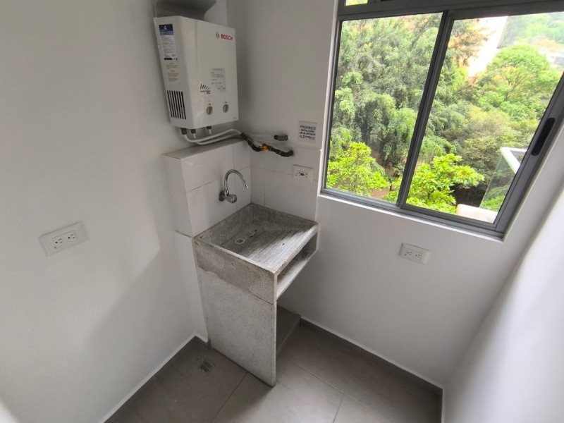 Apartamento para el arriendo en Sabaneta el codigo es 16713 Foto 18