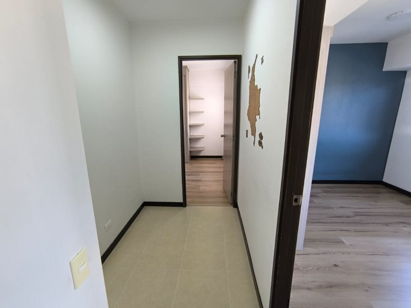 Apartamento para el arriendo en Sabaneta el codigo es 16734 Foto 14