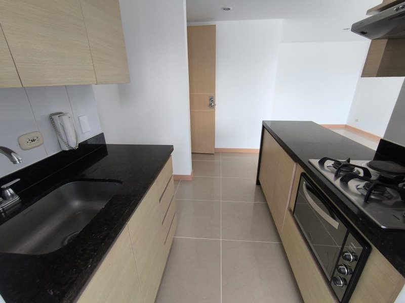 Apartamento para el arriendo en Sabaneta el codigo es 16737 Foto 3