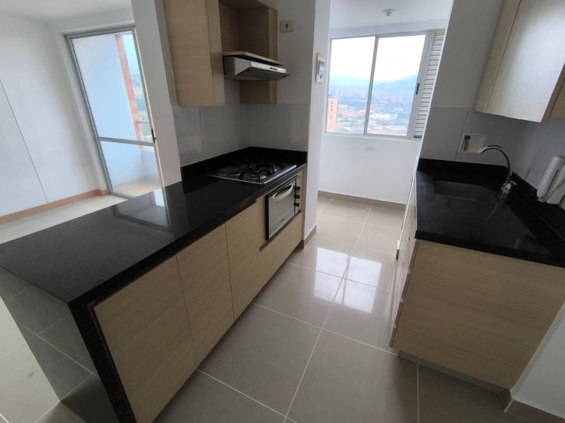 Apartamento para el arriendo en Sabaneta el codigo es 16737 Foto 5