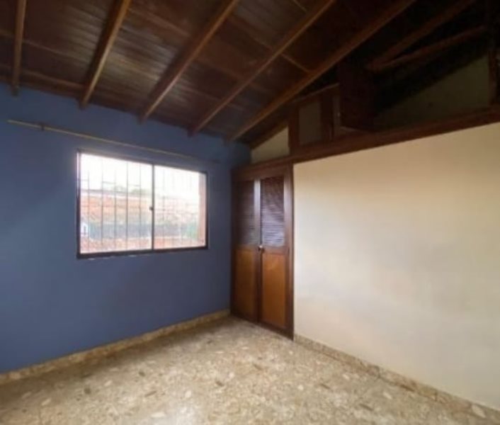 Casa para el arriendo en Medellín el codigo es 16741 Foto 8