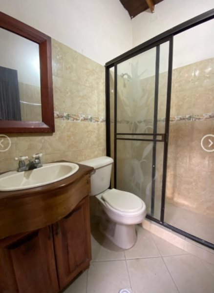 Casa para el arriendo en Medellín el codigo es 16741 Foto 9