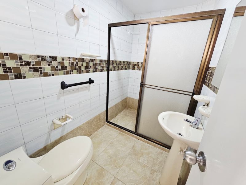 Casa para el arriendo en Envigado - Alcala el codigo es 16695 Foto 23