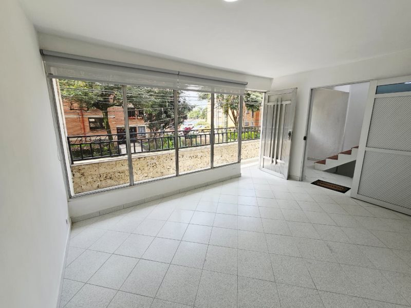 Casa para el arriendo en Envigado - Alcala el codigo es 16695 Foto 3