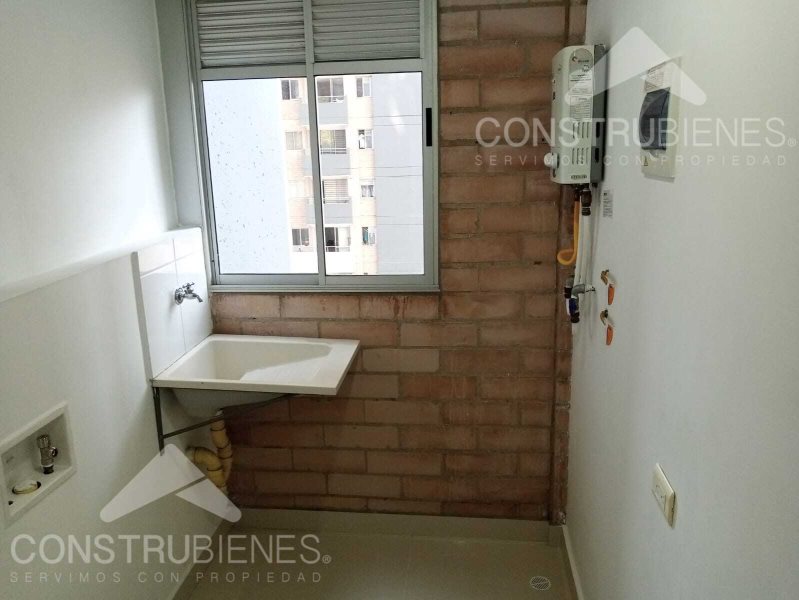 Apartamento para el arriendo en Sabaneta el codigo es 13912 Foto 13