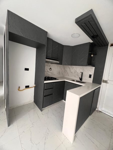 Apartamento para el arriendo en Sabaneta el codigo es 16721 Foto 2