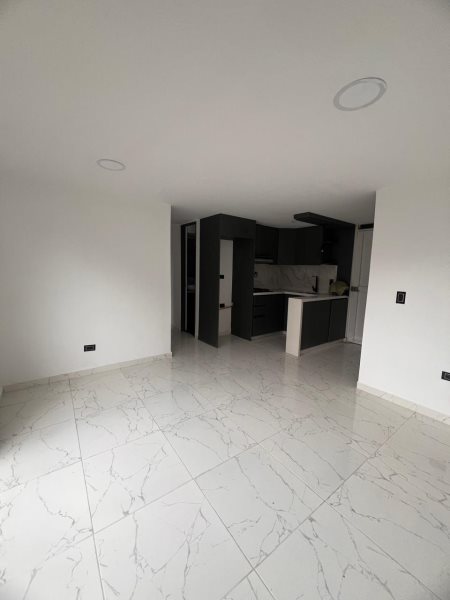 Apartamento para el arriendo en Sabaneta el codigo es 16721 Foto 3