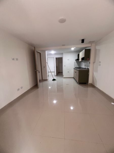 Apartamento para el arriendo en Sabaneta el codigo es 16723 Foto 2