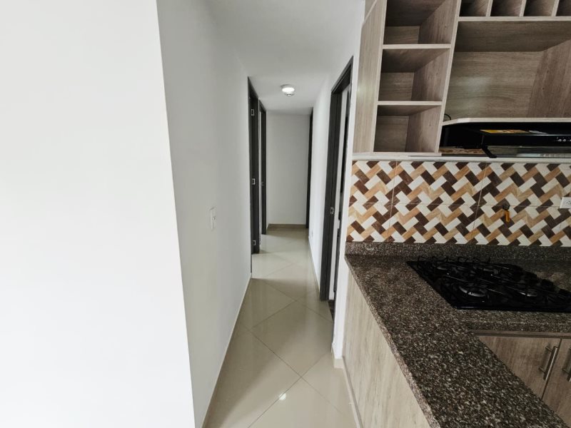Apartamento para el arriendo en Sabaneta el codigo es 16722 Foto 3