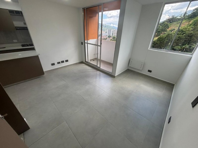Apartamento para el arriendo en La Estrella el codigo es 17244 Foto 4