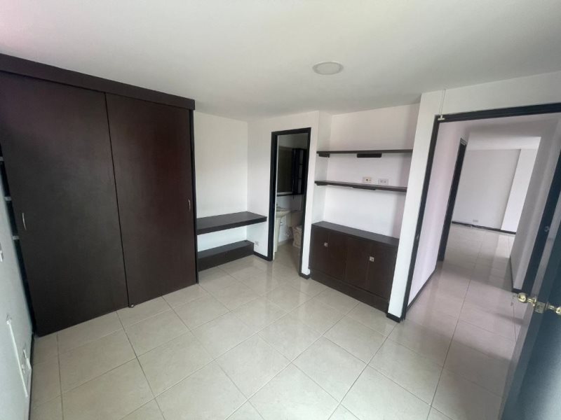 Apartamento para el arriendo en Envigado el codigo es 11955 Foto 8