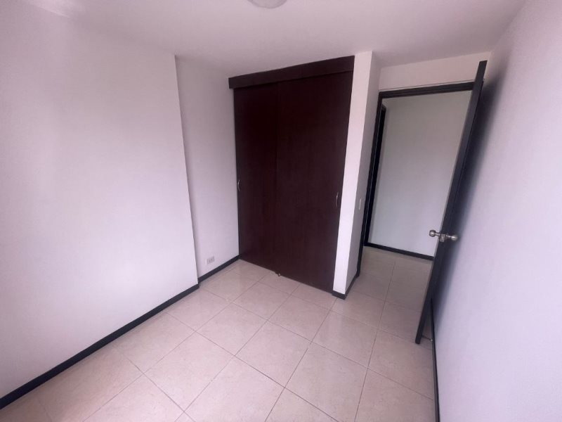 Apartamento para el arriendo en Envigado el codigo es 11955 Foto 13