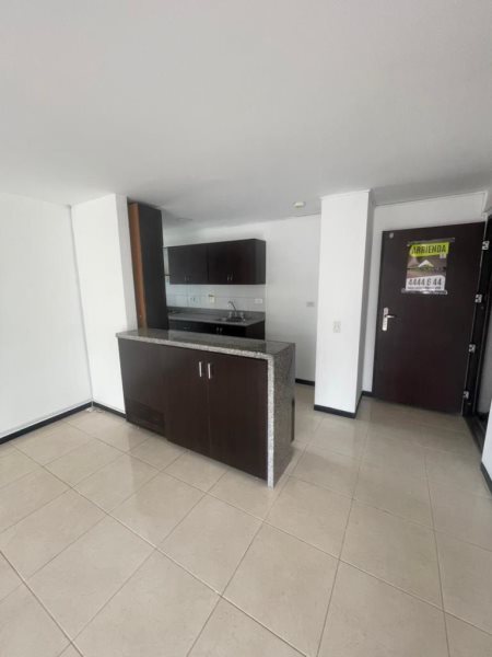 Apartamento para el arriendo en Envigado el codigo es 11955 Foto 4