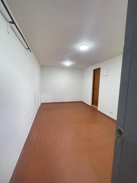 Local para el arriendo en Sabaneta el codigo es 13424 Foto 2